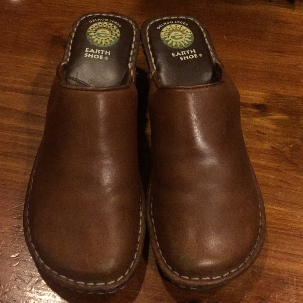 Earth shoe. Size 8.5